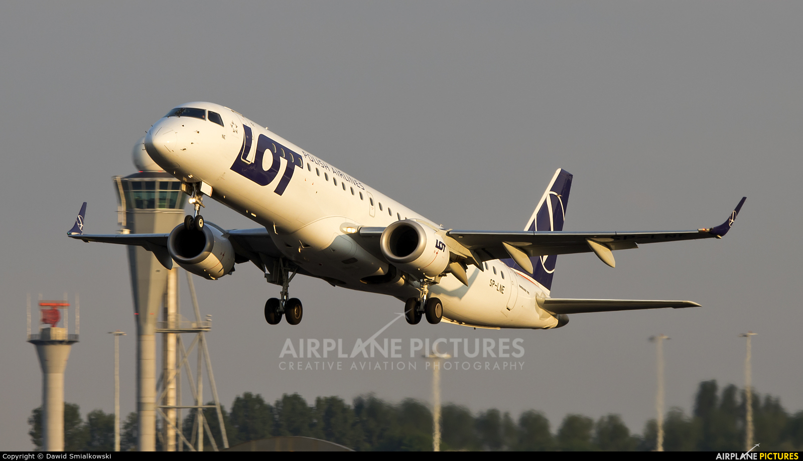 LOT - Polish Airlines SP-LNE aircraft at Amsterdam - Schiphol