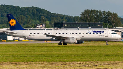 D-AIRT - Lufthansa Airbus A321