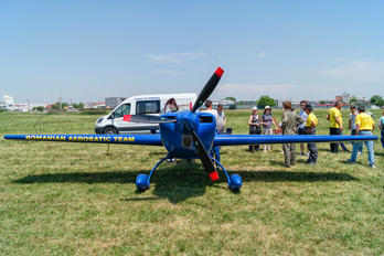 YR-EXA - Hawks of Romania Extra 330SC
