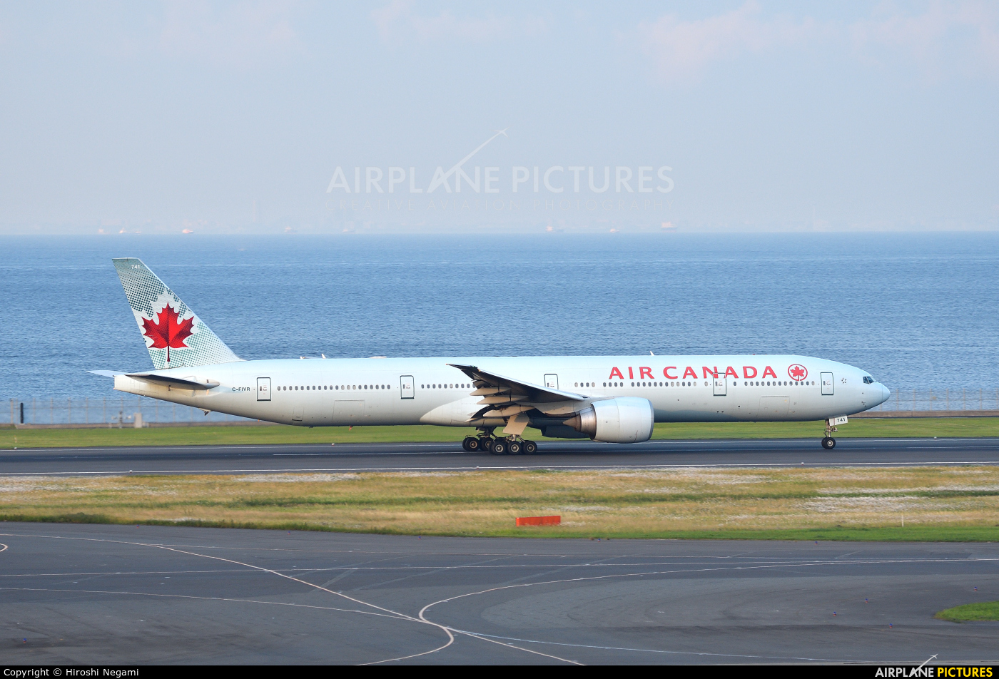 Air Canada C-FIVR aircraft at Tokyo - Haneda Intl