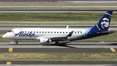 N187SY - Alaska Airlines - Skywest Embraer ERJ-175 (170-200)
