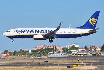 EI-FRM - Ryanair Boeing 737-8AS
