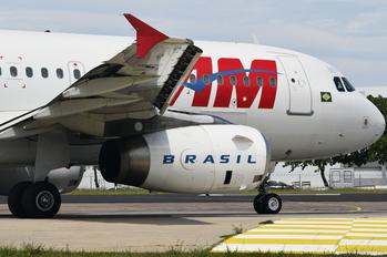 PT-TMH - TAM Airbus A319