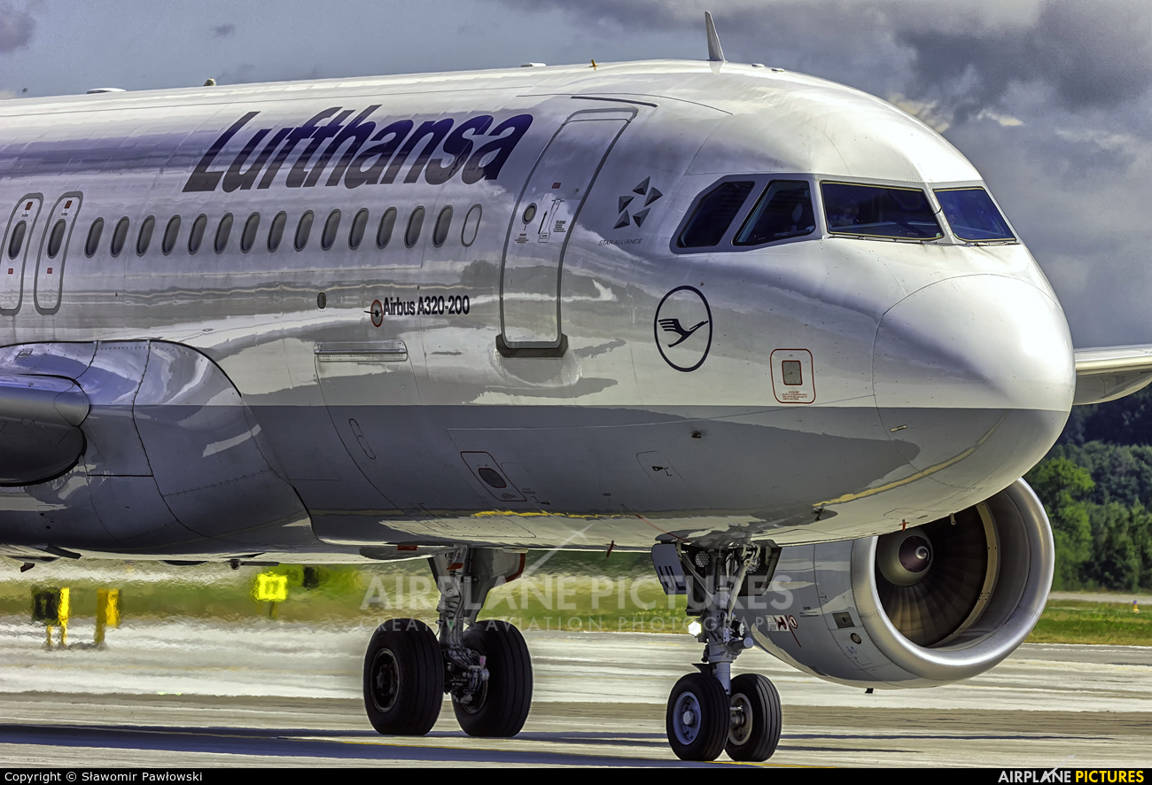 Lufthansa D-AIUL aircraft at Kraków - John Paul II Intl