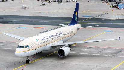 HZ-ASB - Saudi Arabian Airlines Airbus A320