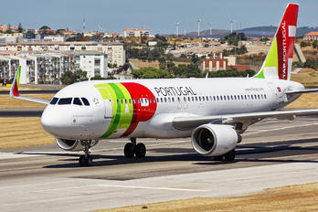 CS-TNT - TAP Portugal Airbus A320