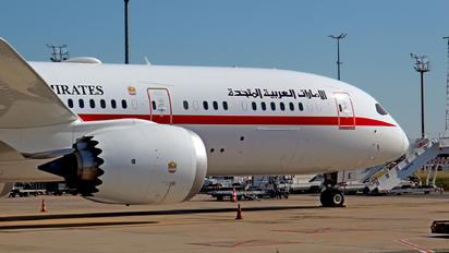 A6-PFE - Abu Dhabi Amiri Flight Boeing 787-9 Dreamliner