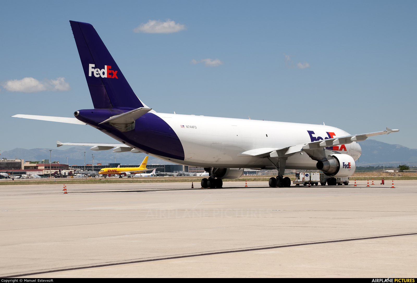 FedEx Federal Express N744FD aircraft at Madrid - Barajas