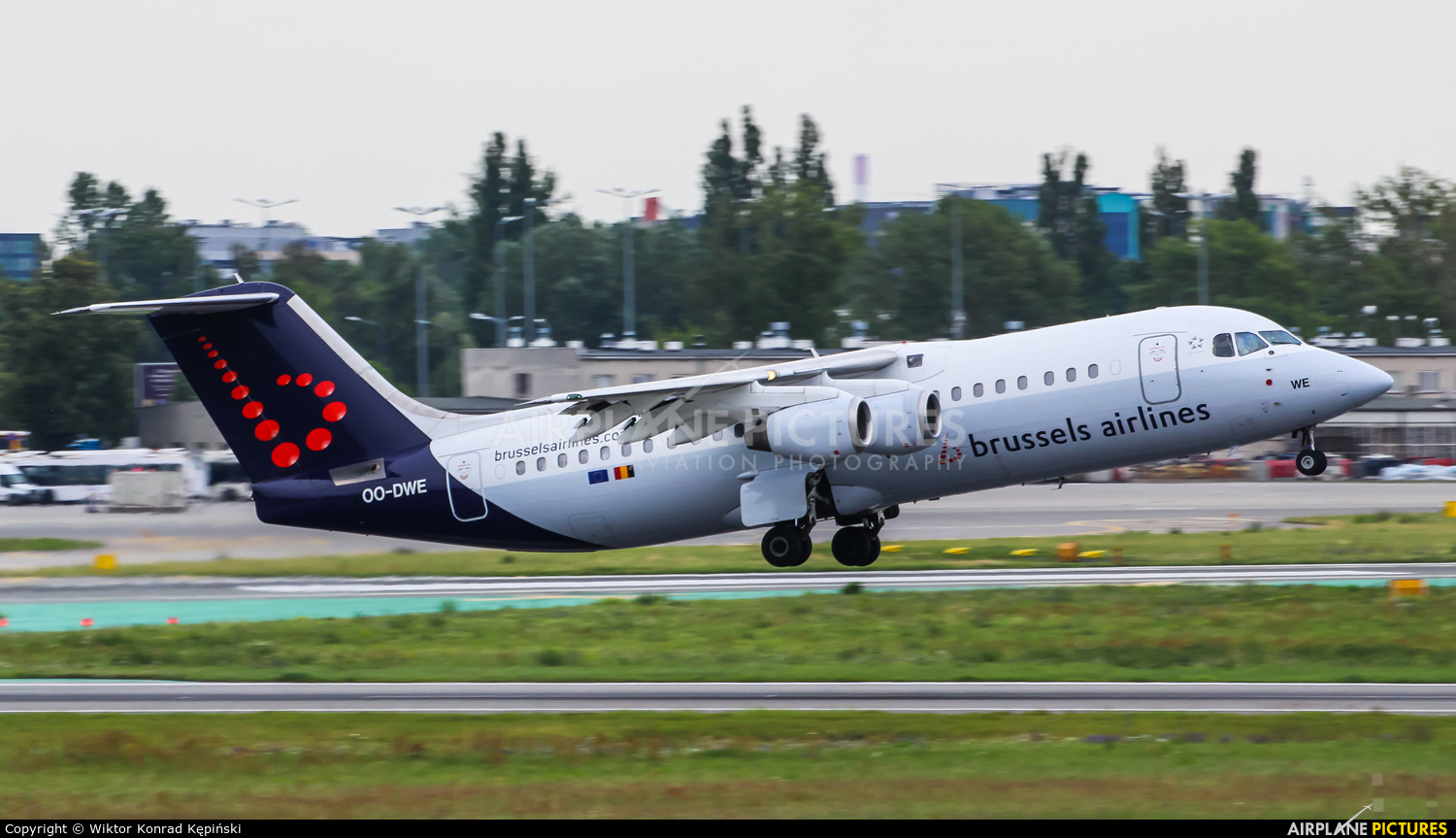 Brussels Airlines OO-DWE aircraft at Warsaw - Frederic Chopin