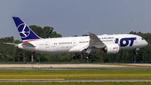 LOT - Polish Airlines SP-LRH image