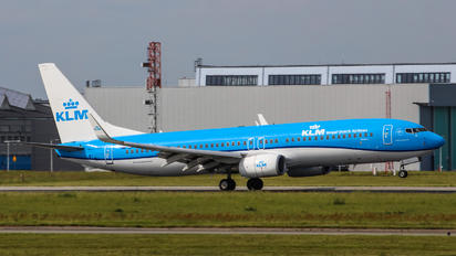PH-BGB - KLM Boeing 737-800