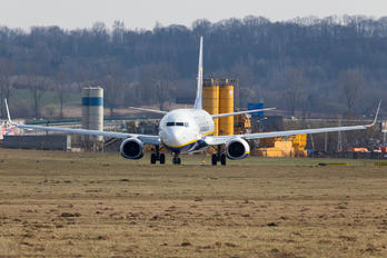 EI-FOL - Ryanair Boeing 737-800