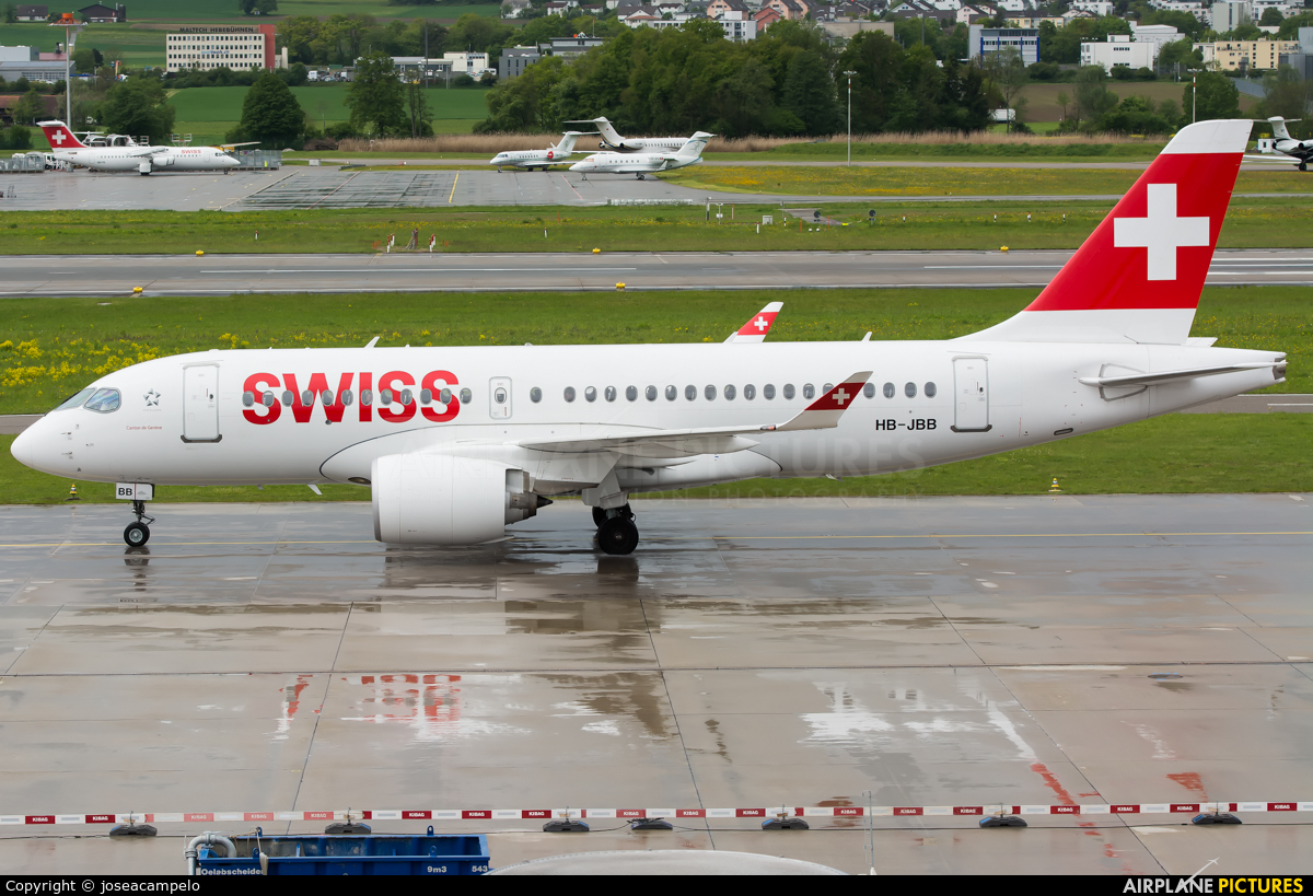 Swiss HB-JBB aircraft at Zurich