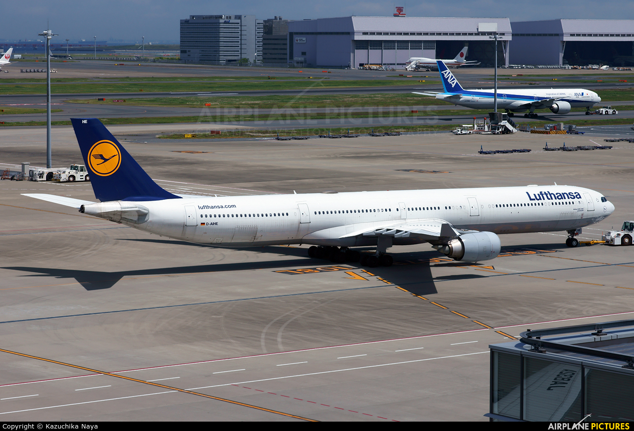 Lufthansa D-AIHE aircraft at Tokyo - Haneda Intl