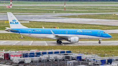 PH-EZI - KLM Cityhopper Embraer ERJ-190 (190-100)