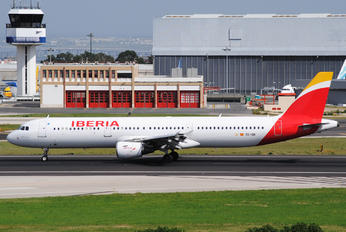 EC-IGK - Iberia Airbus A321