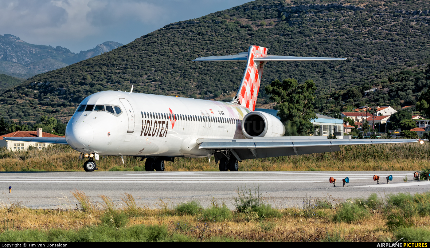 Volotea Airlines EI-EXA aircraft at Samos