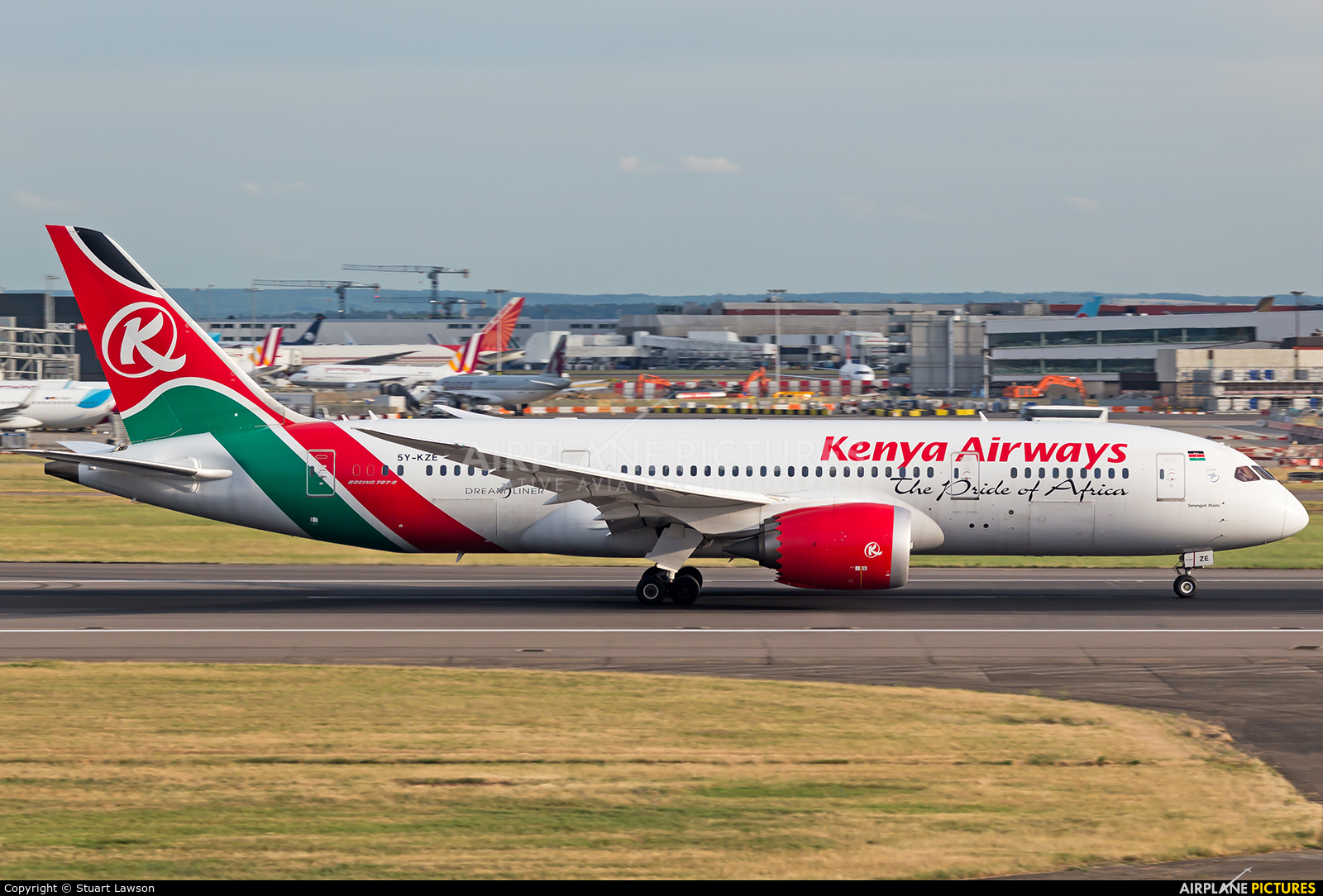 Kenya Airways 5Y-KZE aircraft at London - Heathrow