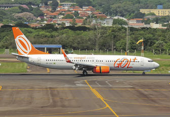 PR-GUX - GOL Transportes Aéreos  Boeing 737-800