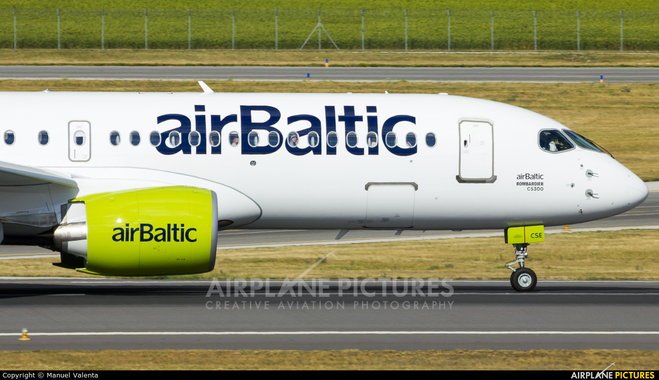 Air Baltic YL-CSE aircraft at Vienna - Schwechat