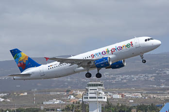D-ASPI - Small Planet Airlines Airbus A320