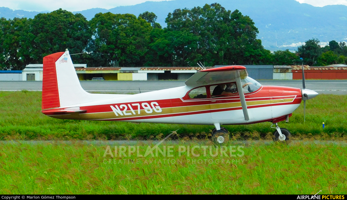 Private N2179G aircraft at Guatemala - La Aurora