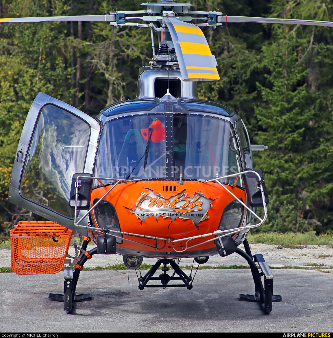 Chamonix-Mont-Blanc Hélicoptères F-HESB aircraft at Argentière