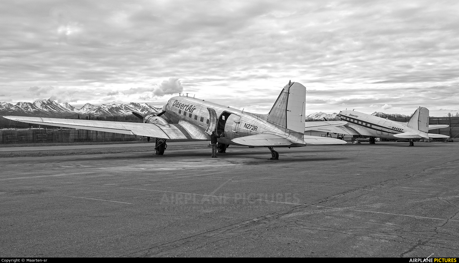 Desert Air N272R aircraft at Anchorage - Ted Stevens Intl / Kulis Air National Guard Base