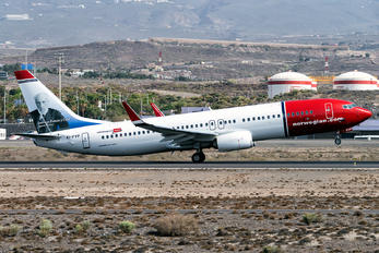 EI-FVP - Norwegian Air International Boeing 737-800