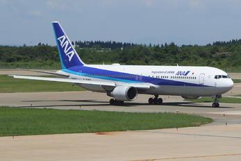 JA605A - ANA - All Nippon Airways Boeing 767-300