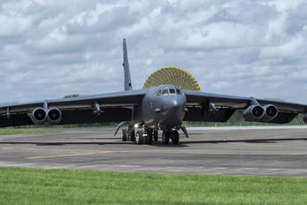 60-0002 - USA - Air Force Boeing B-52H Stratofortress