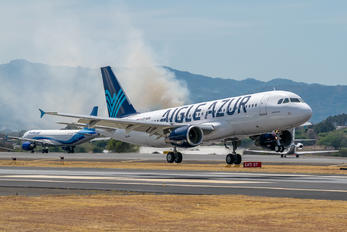 CC-BAN - Aigle Azur Airbus A320