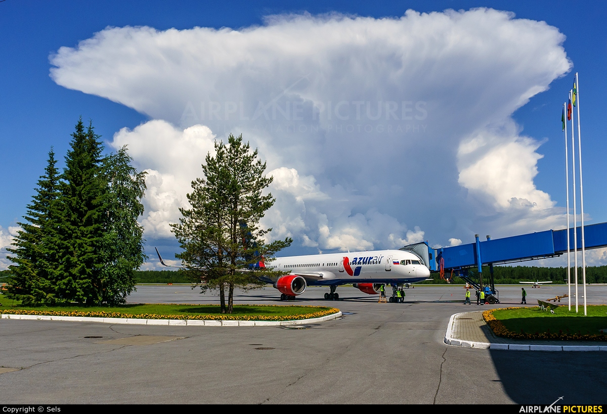 AzurAir VQ-BEZ aircraft at Khanty-Mansiysk