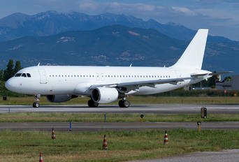 EC-MQH - Gowair Airlines Airbus A320