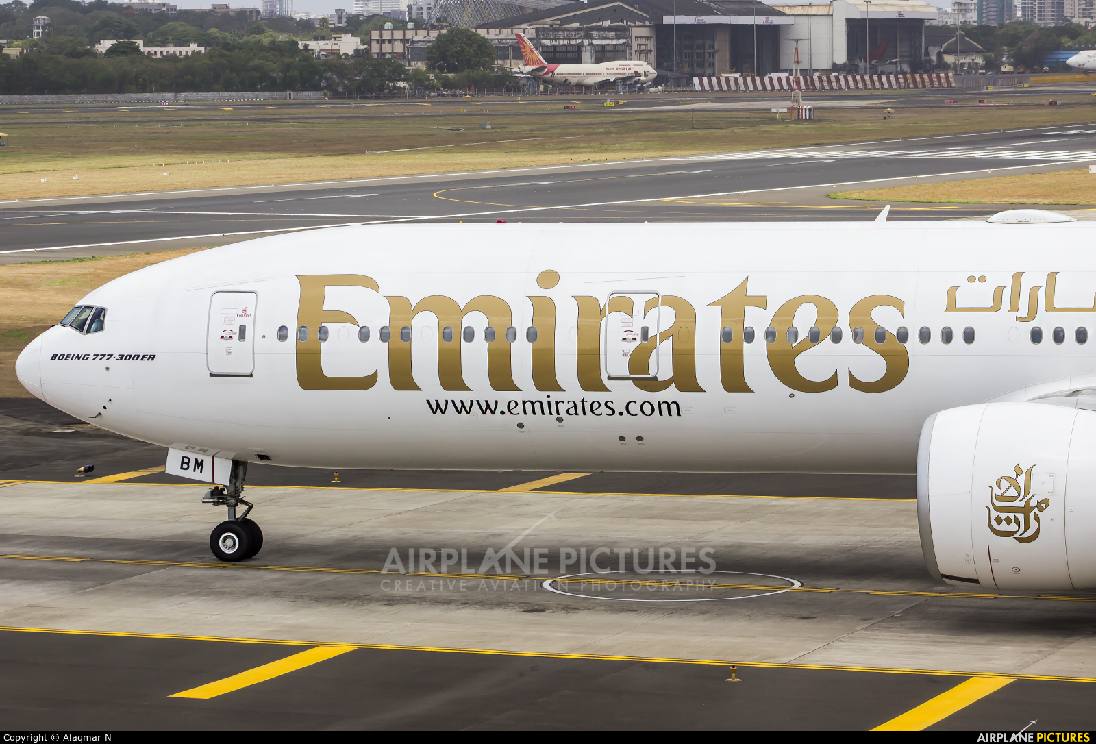 Emirates Airlines A6-EBM aircraft at Mumbai - Chhatrapati Shivaji Intl