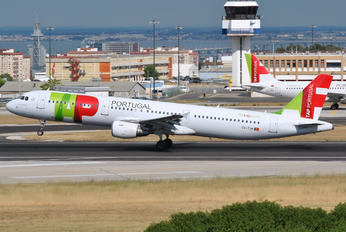 CS-TJH - TAP Portugal Airbus A321