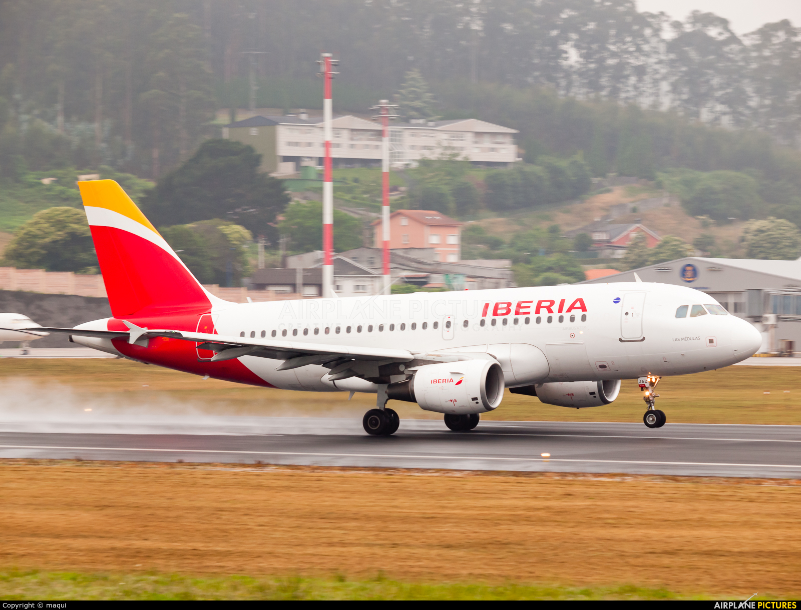 Iberia EC-JAZ aircraft at La Coruña