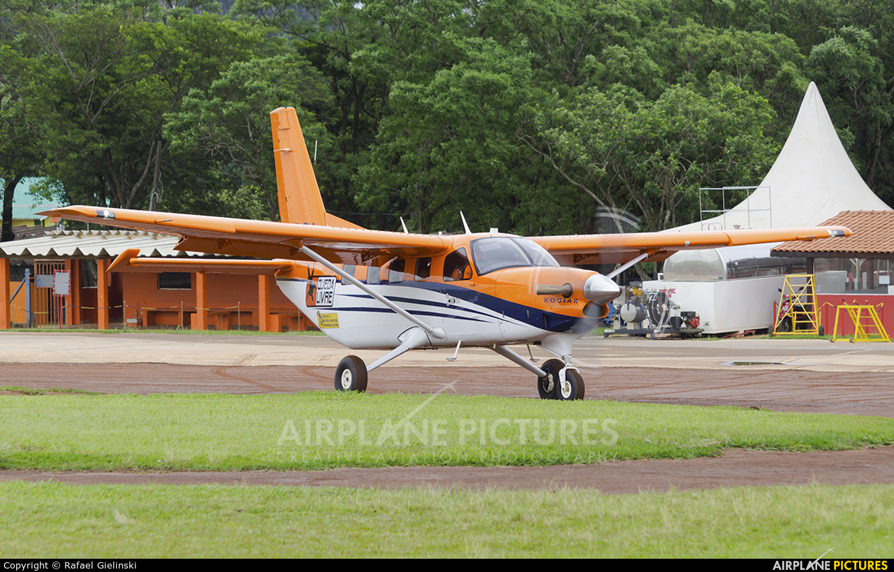 Private PR-PQL aircraft at Boituva - Centro Nacional de Para-Quedismo
