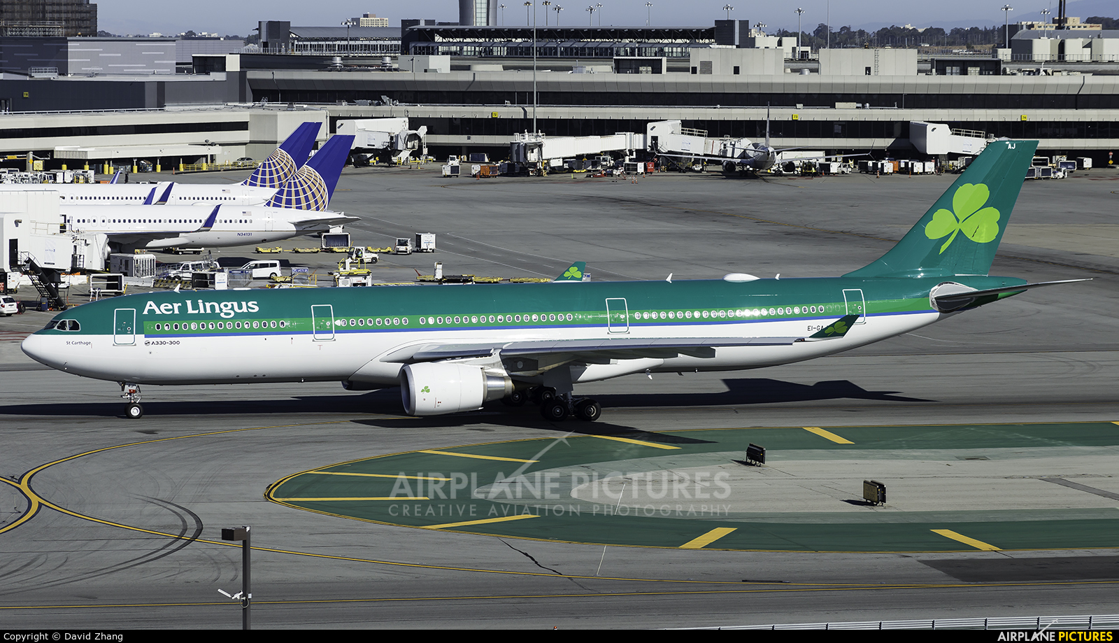 Aer Lingus EI-GAJ aircraft at San Francisco Intl