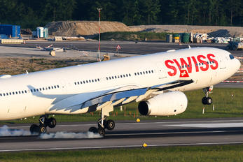 HB-JHC - Swiss Airbus A330-300