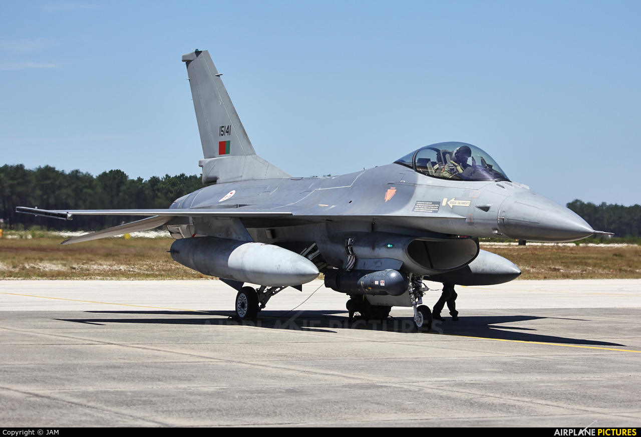Portugal - Air Force 15141 aircraft at Monte Real