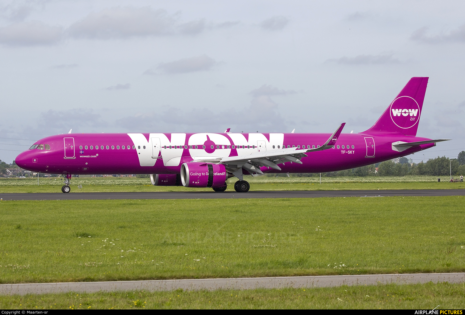 TF-SKY - WOW Air Airbus A321 NEO at Amsterdam - Schiphol | Photo ID ...