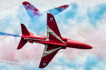 XX232 - Royal Air Force "Red Arrows" British Aerospace Hawk T.1/ 1A