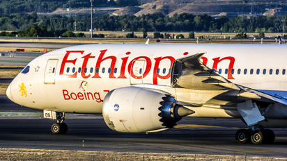 ET-AOS - Ethiopian Airlines Boeing 787-8 Dreamliner