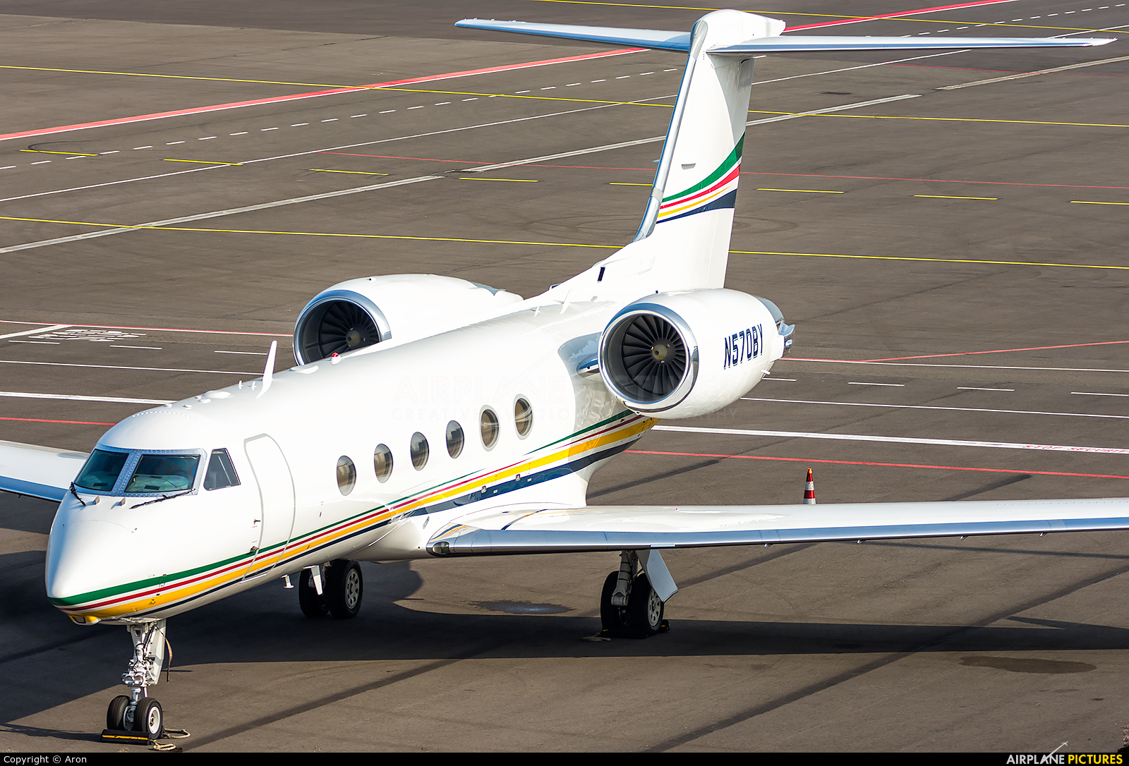 Private N570BY aircraft at Eindhoven