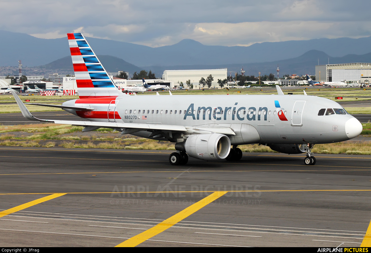 American Airlines N8027D aircraft at Mexico City - Licenciado Benito Juarez Intl