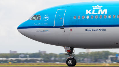 PH-AKE - KLM Airbus A330-300