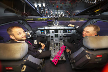 HA-LWZ - Wizz Air Airbus A320