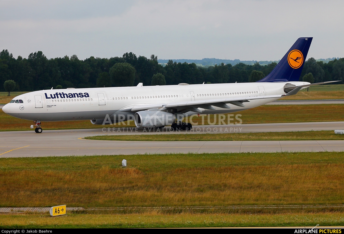 Lufthansa D-AIKE aircraft at Munich
