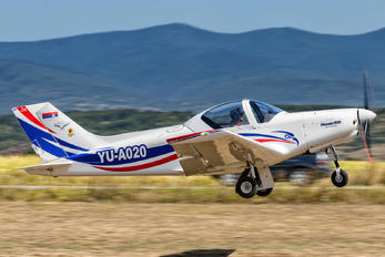 YU-A020 - Private Pioneer 300 Hawk